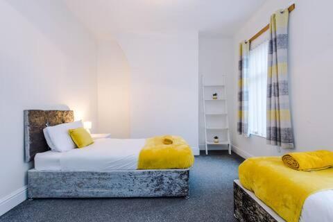 Anfield House 2 Bedroom 2 Mins From Anfield Stadium Sleeps 7 Liverpool Exterior photo